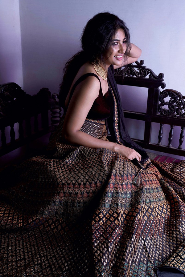 Actress Roshni Prakash Photoshoot Stills - Sakshi32