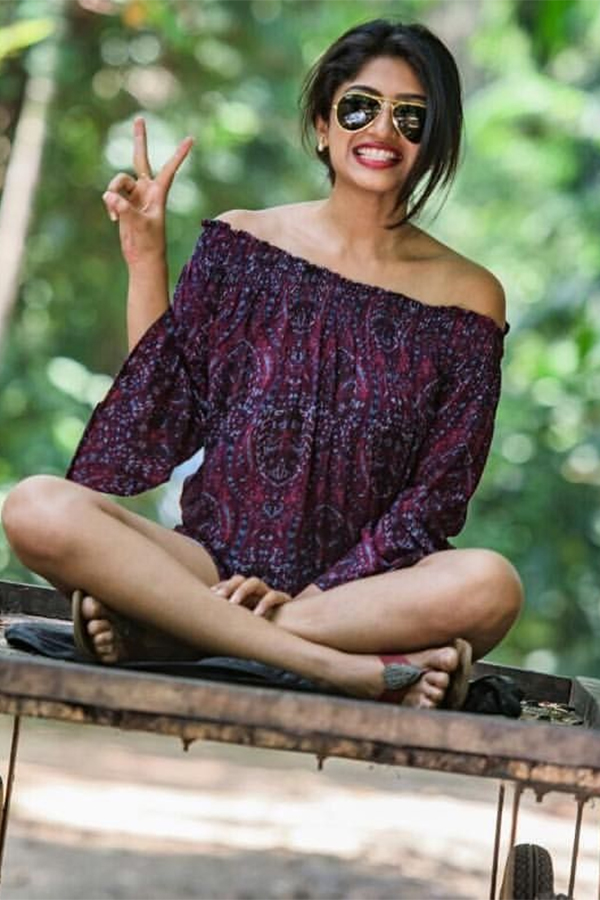 Actress Roshni Prakash Photoshoot Stills - Sakshi8