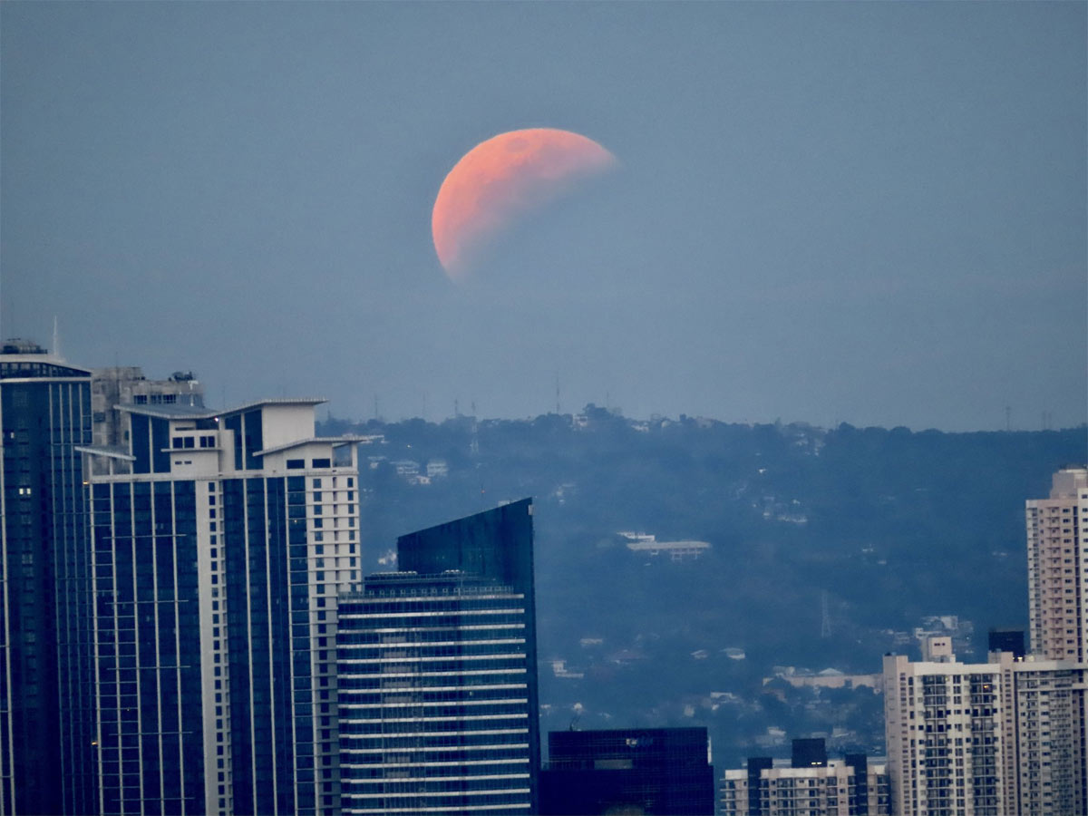 Super Blood Moon photo Gallery - Sakshi17
