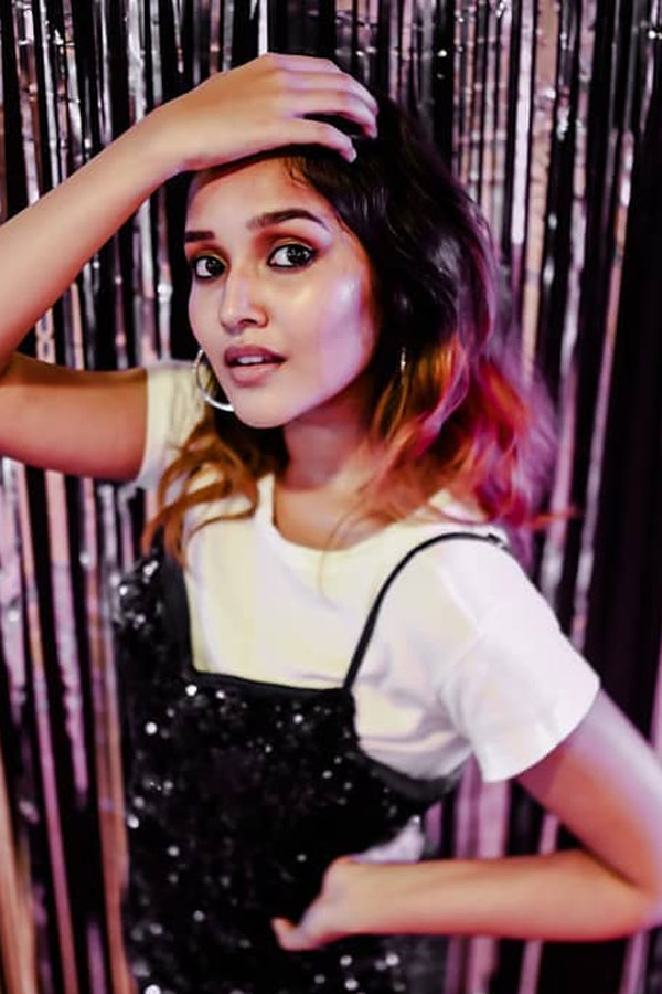 Anikha Surendran Latest pics  - Sakshi32