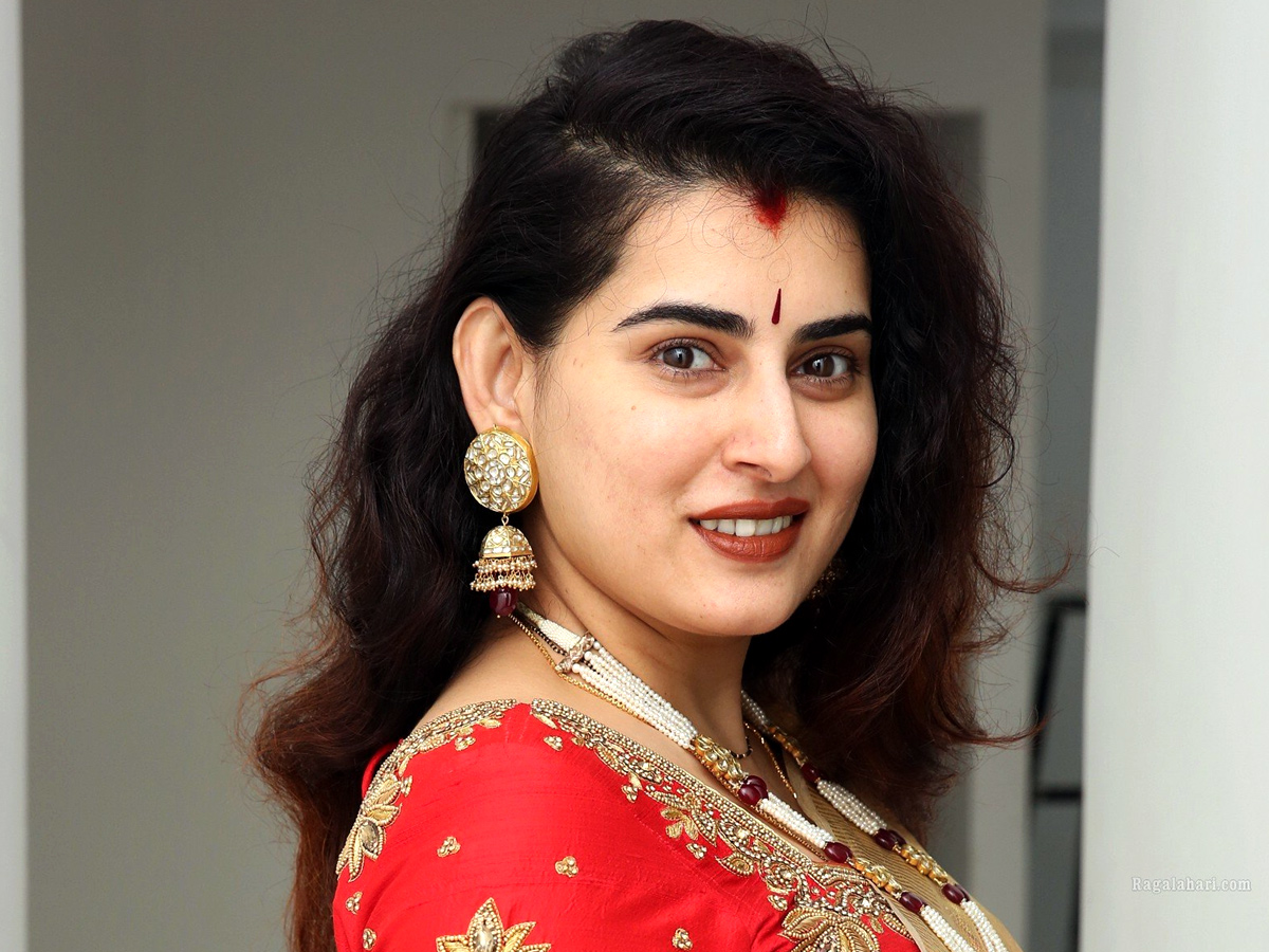 Actress Archana Photo Gallery - Sakshi13