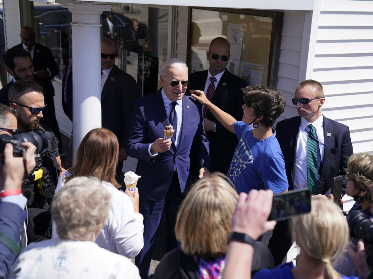 President Joe Biden Stops At Cleveland Ice Cream Shop Photo Gallery - Sakshi9