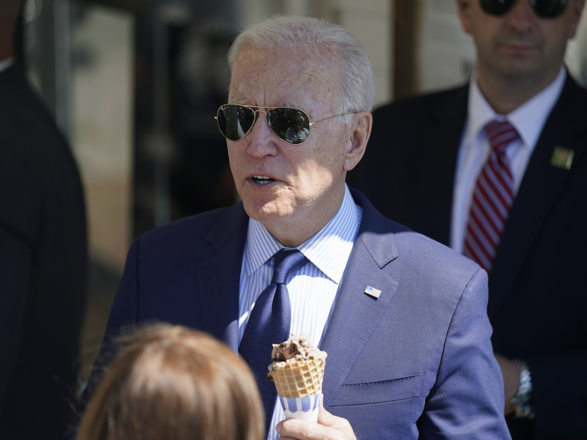 President Joe Biden Stops At Cleveland Ice Cream Shop Photo Gallery - Sakshi10