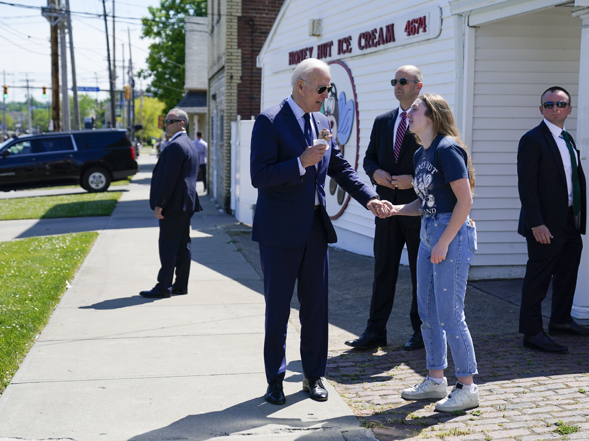 President Joe Biden Stops At Cleveland Ice Cream Shop Photo Gallery - Sakshi8