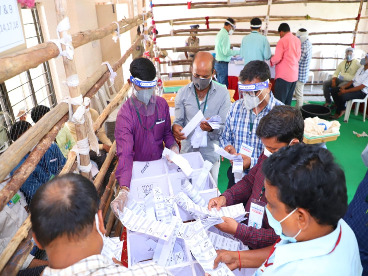 Telangana Municipal Elections 2021 Results Counting - Sakshi2