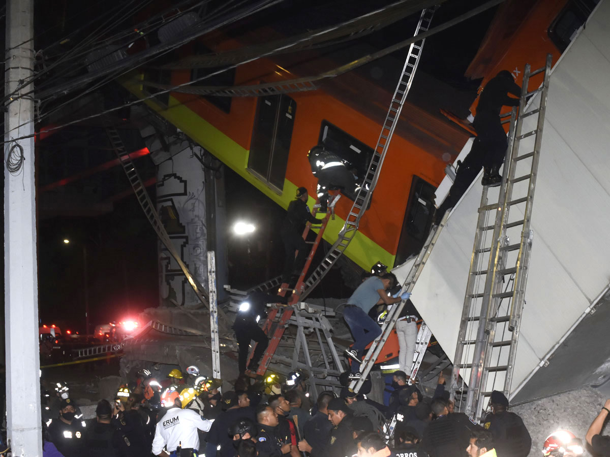 Metro Train Overpass Collapsed In Mexico City Photo Gallery - Sakshi13