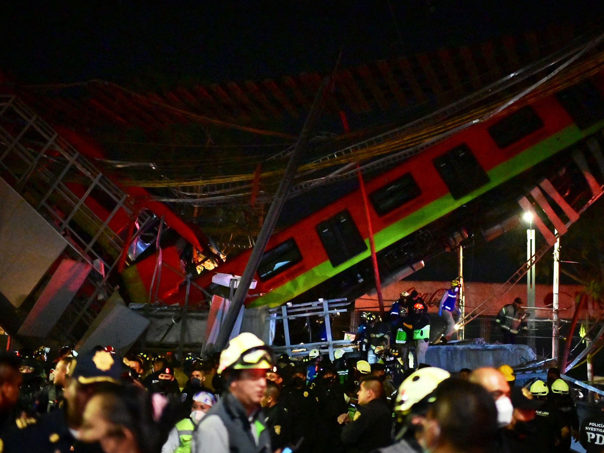 Metro Train Overpass Collapsed In Mexico City Photo Gallery - Sakshi9