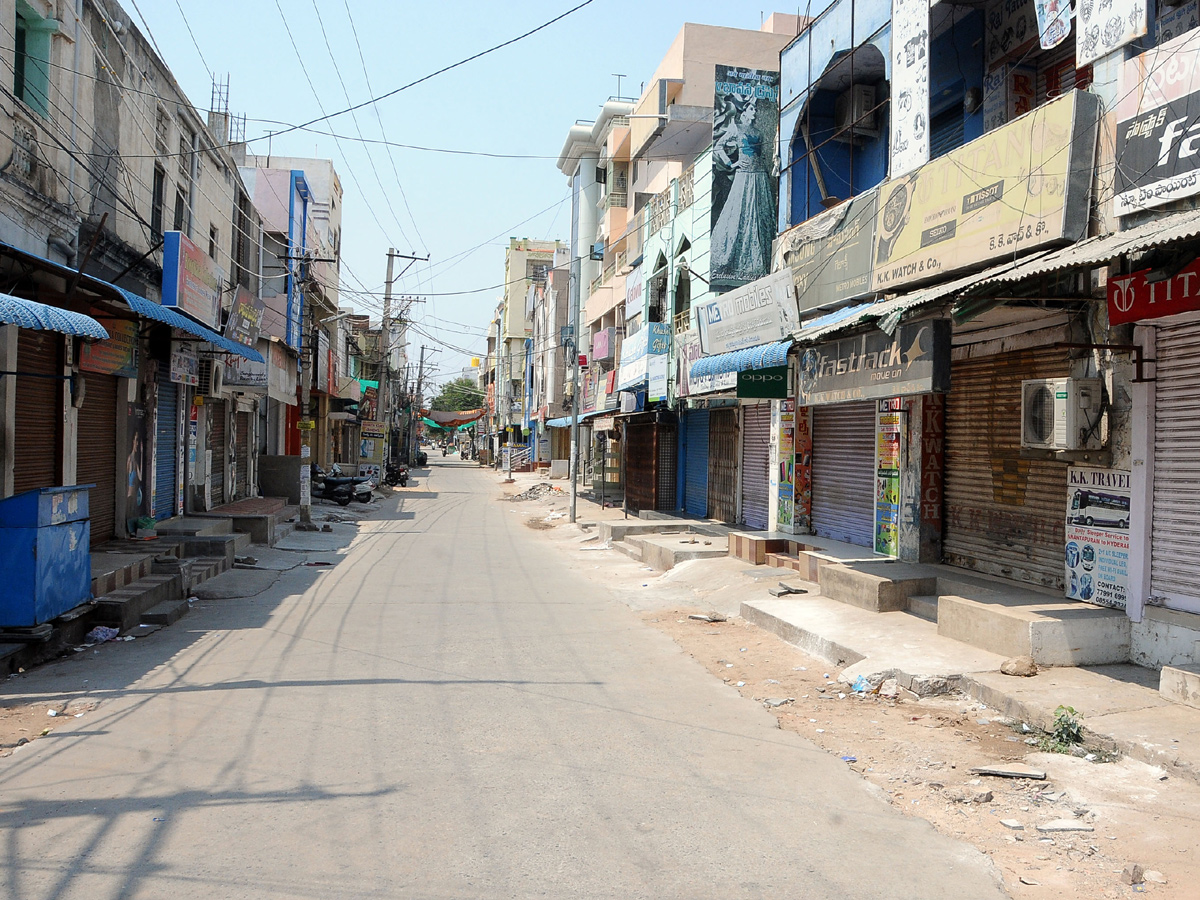Partial curfew in Andhra Pradesh for 14 days starting from May 5 - Sakshi5