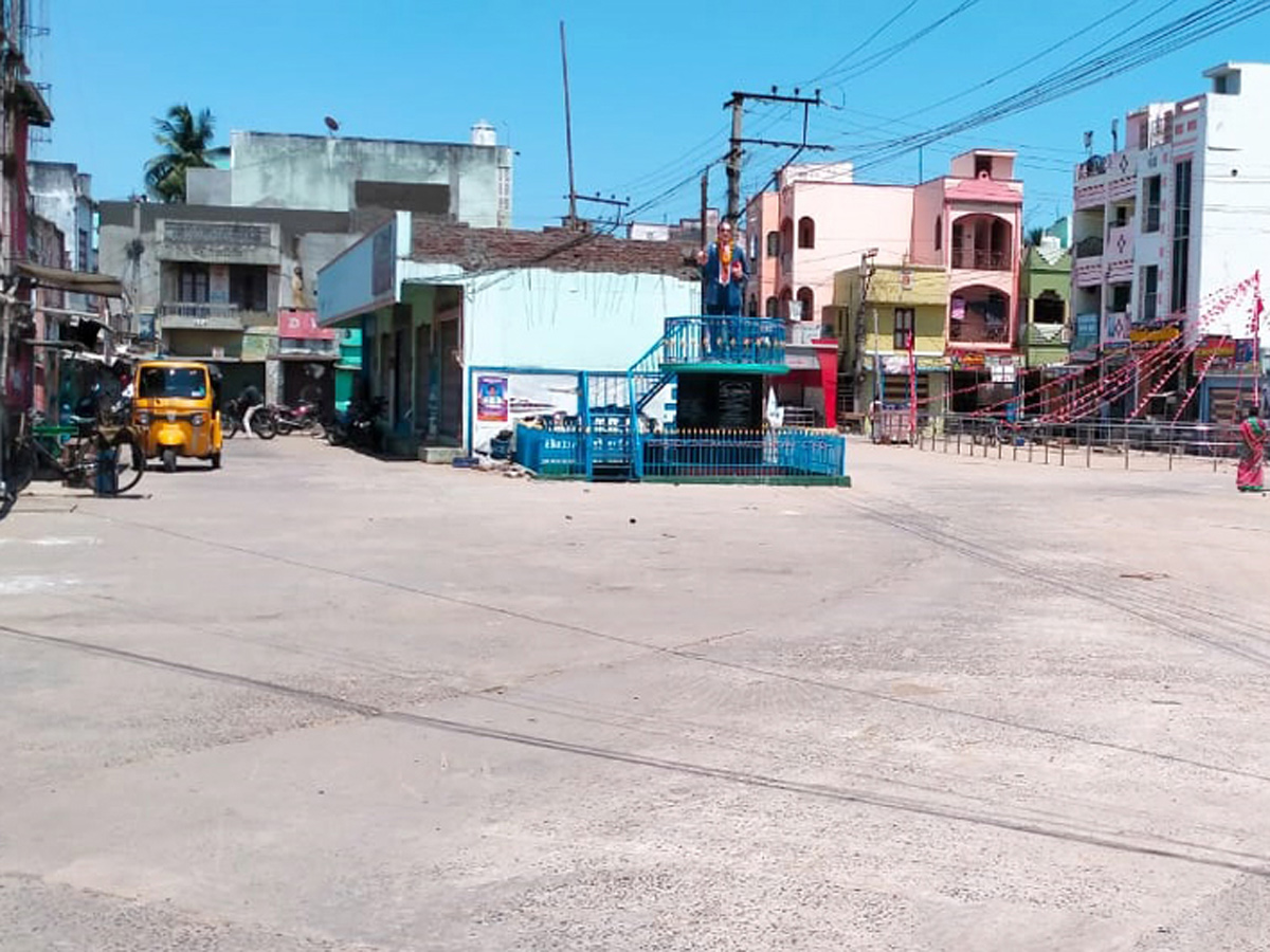 Partial curfew in Andhra Pradesh for 14 days starting from May 5 - Sakshi16
