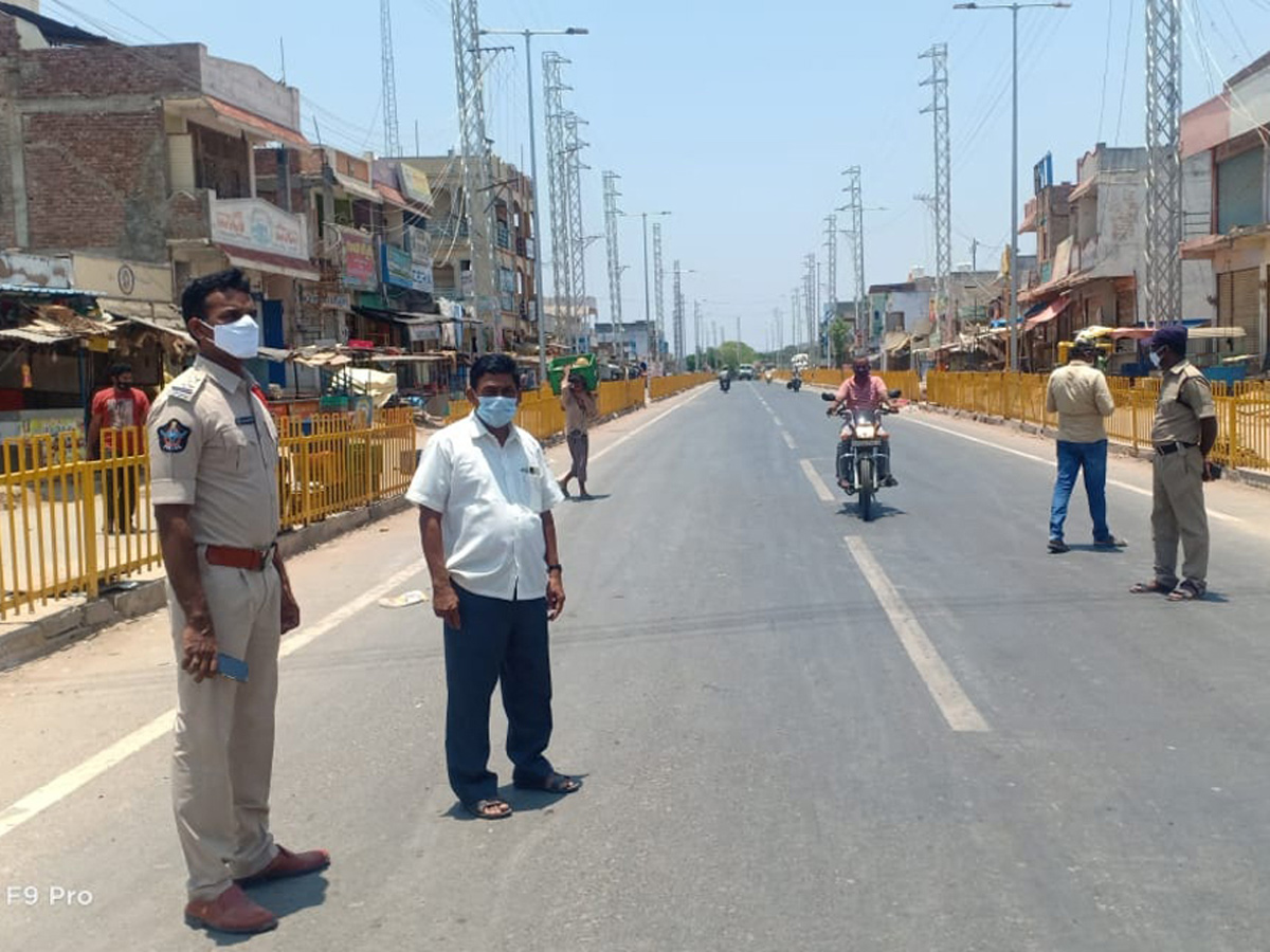 Partial curfew in Andhra Pradesh for 14 days starting from May 5 - Sakshi18