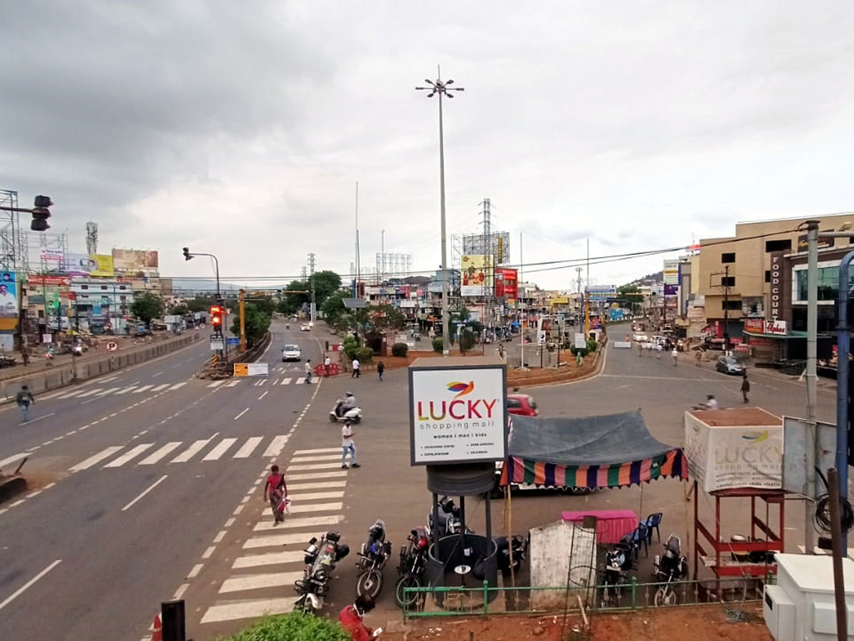 Partial curfew in Andhra Pradesh for 14 days starting from May 5 - Sakshi19