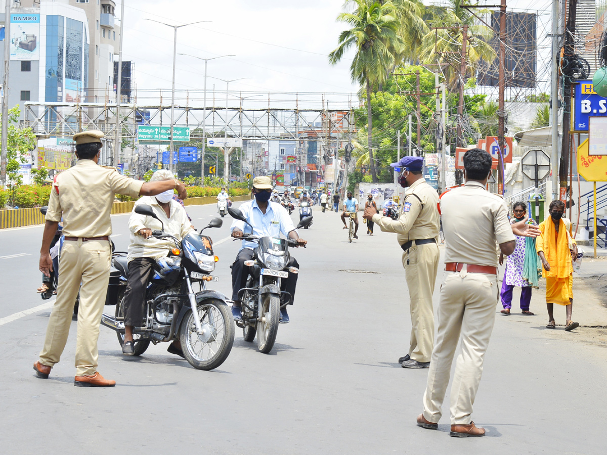 Partial curfew in Andhra Pradesh Day 2 - Sakshi22