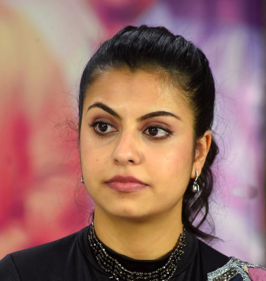 Beautiful Indian Model Sasha Singh Photos - Sakshi10