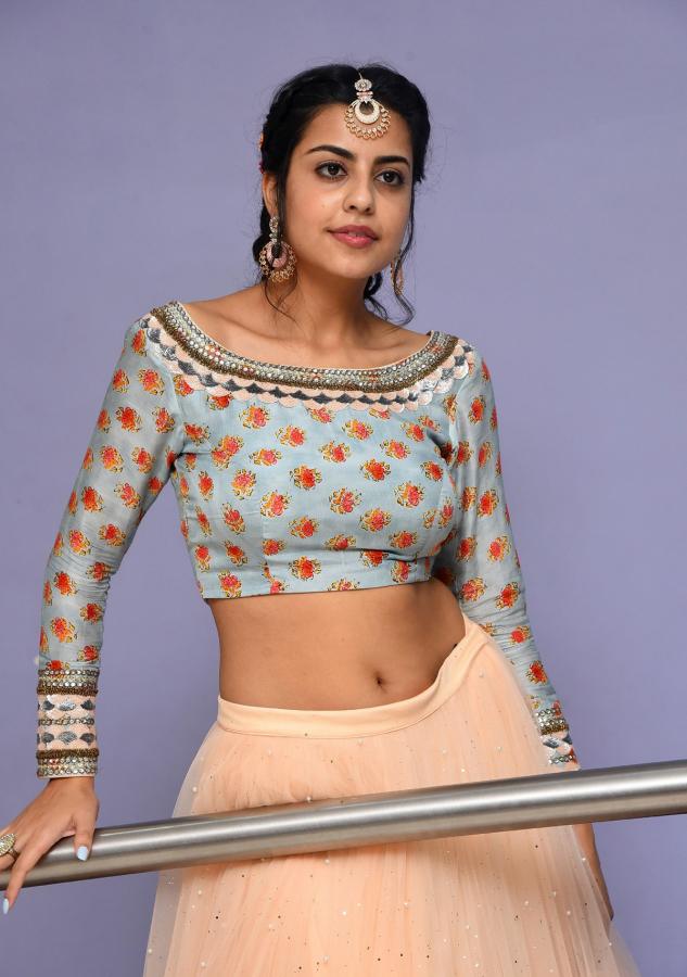 Beautiful Indian Model Sasha Singh Photos - Sakshi14