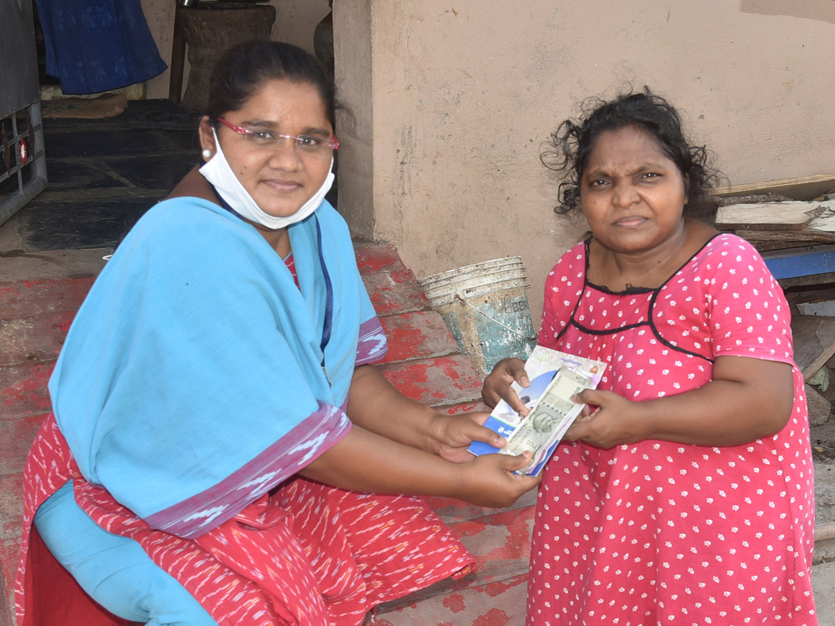  AP Volunteers Distributing Pensions To Pensioners Photo Gallery - Sakshi9
