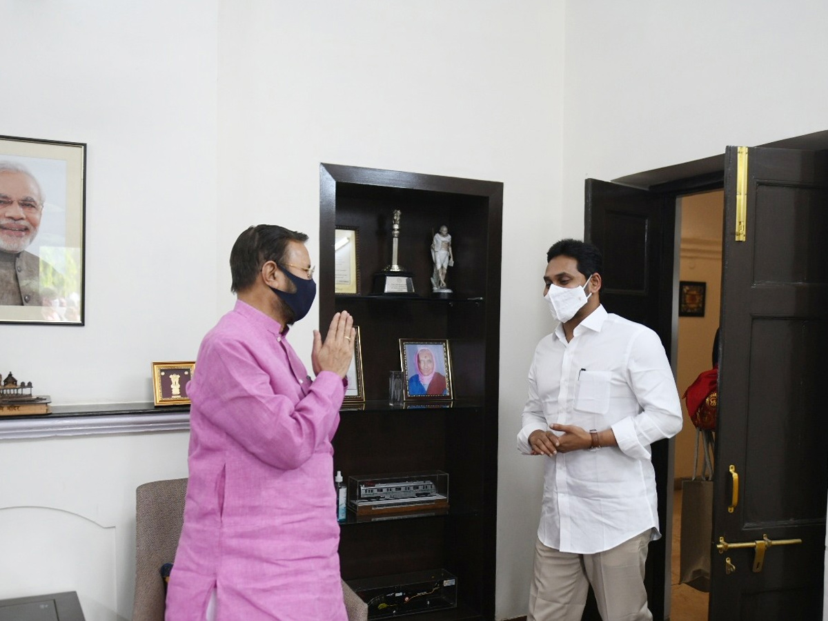 AP CM YS Jagan Mohan Reddy Delhi Tour - Sakshi7