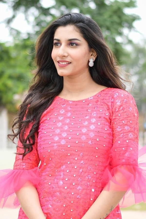Vishnu priya bhimeneni Latest Pictures Photo Gallery - Sakshi5