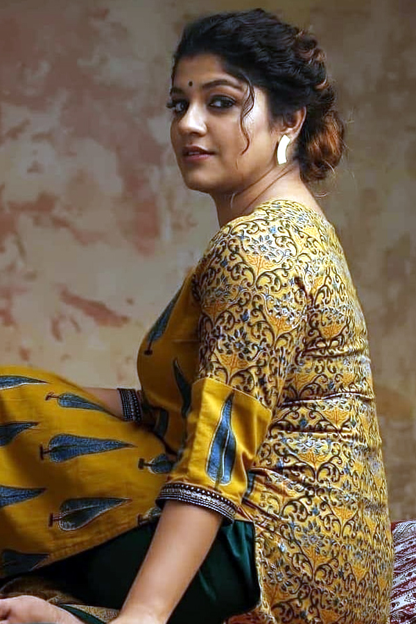 Aakaasam Nee Haddhu Ra Movie Fame Aparna Balamurali Photos - Sakshi10