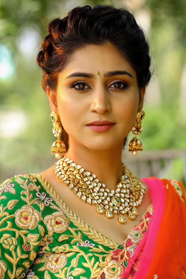 Varshini Sounderajan Latest Pictures Photo Gallery - Sakshi17