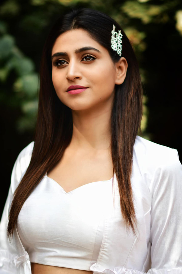 Varshini Sounderajan Latest Pictures Photo Gallery - Sakshi4