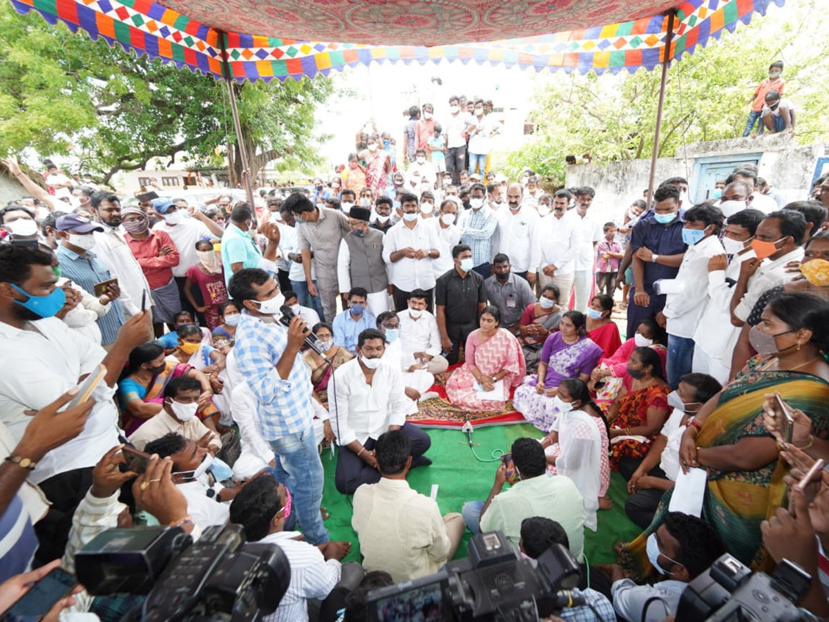 ys sharmila Huzurnagar Visit Photos - Sakshi11
