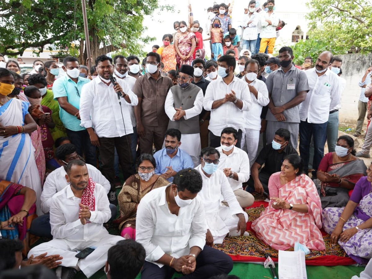 ys sharmila Huzurnagar Visit Photos - Sakshi29