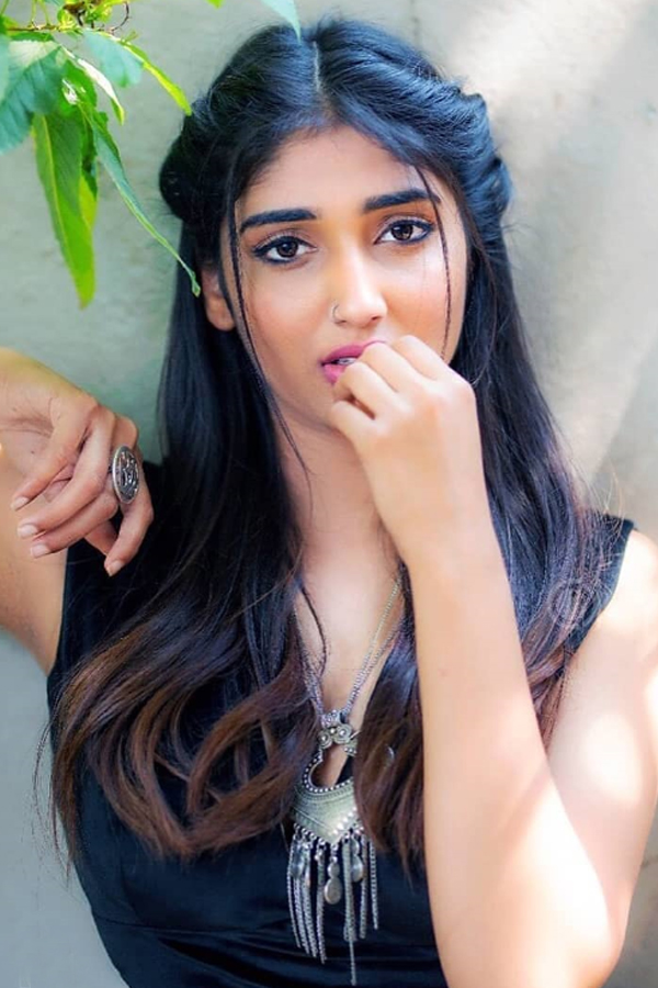 Priya Vadlamani Latest Pictures Photo Gallery - Sakshi13