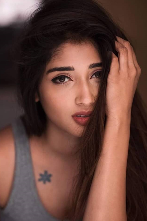 Priya Vadlamani Latest Pictures Photo Gallery - Sakshi18