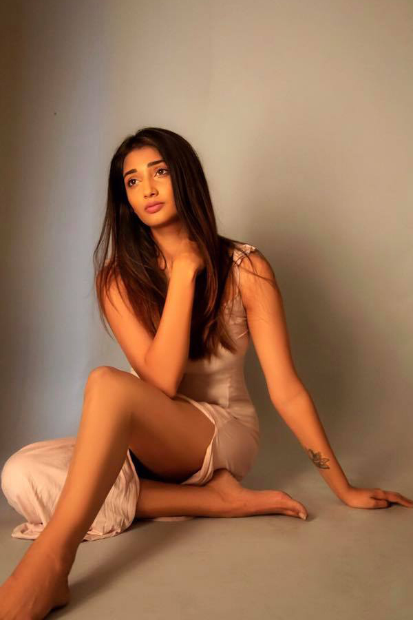 Priya Vadlamani Latest Pictures Photo Gallery - Sakshi3