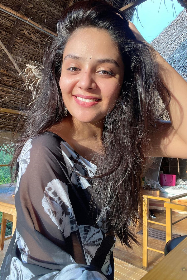 Sreemukhi Latest Photos - Sakshi15