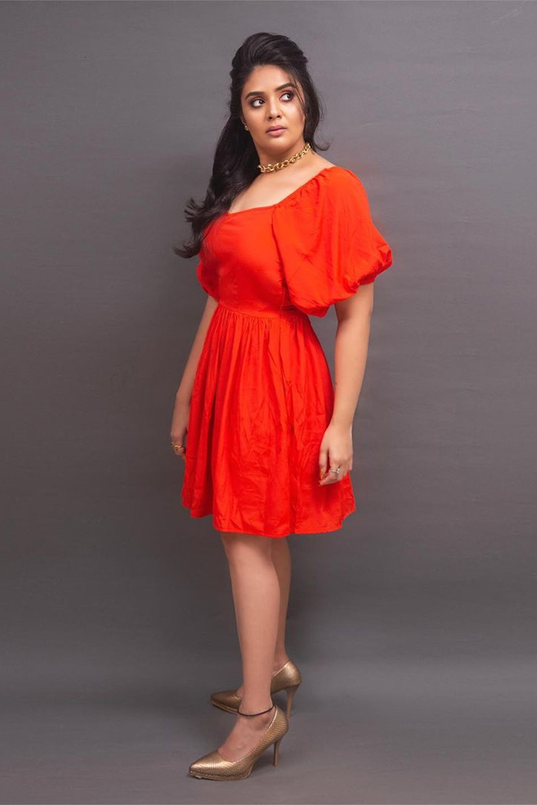 Sreemukhi Latest Photos - Sakshi21