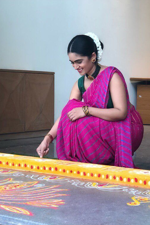 Tollywood anchor Sravanthi Chokkarapu Photos - Sakshi21