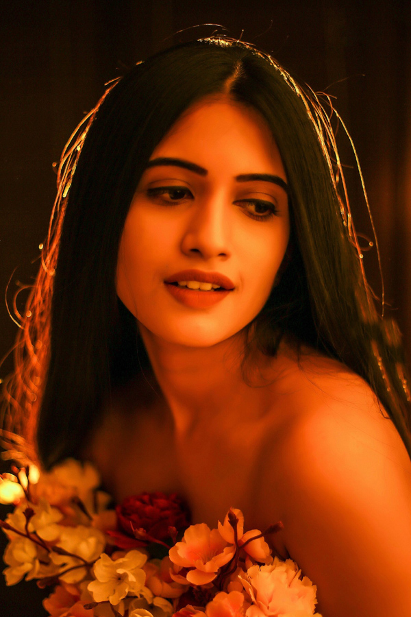 Tollywood anchor Sravanthi Chokkarapu Photos - Sakshi18