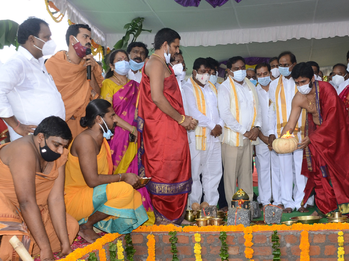  CM KCR Warangal Tour Photo Gallery - Sakshi14