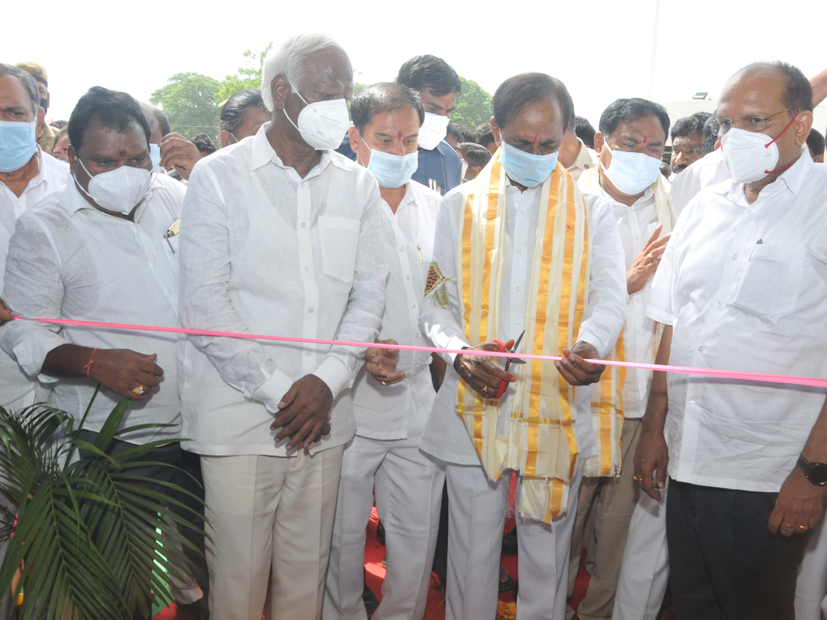  CM KCR Warangal Tour Photo Gallery - Sakshi1