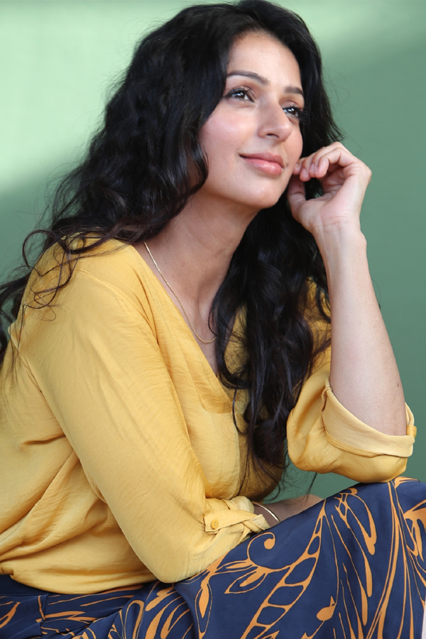 Bhumika Chawla Beautiful Photos - Sakshi12