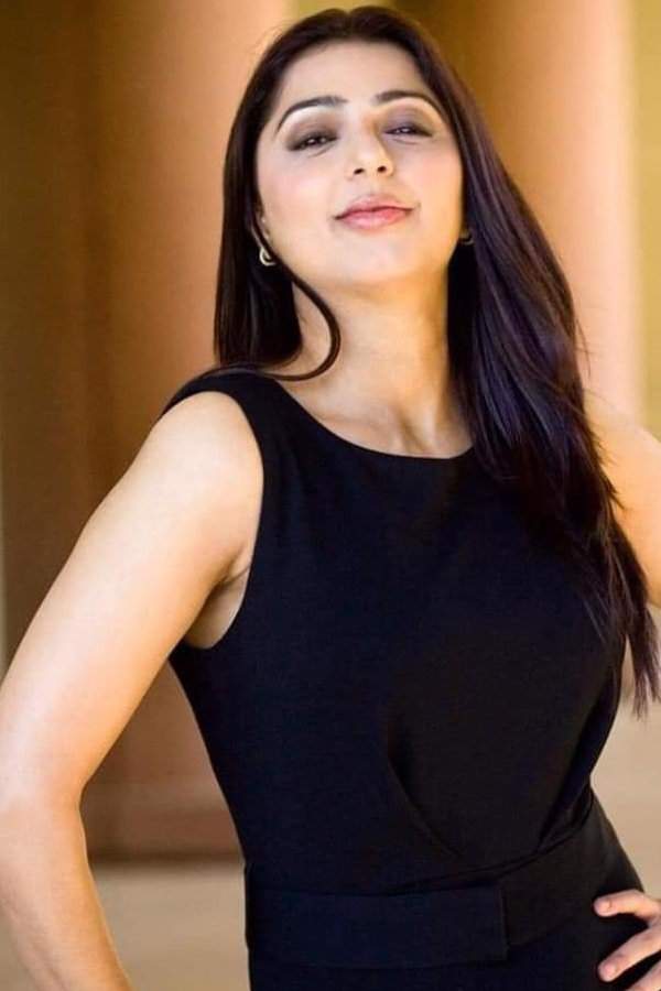 Bhumika Chawla Beautiful Photos - Sakshi6