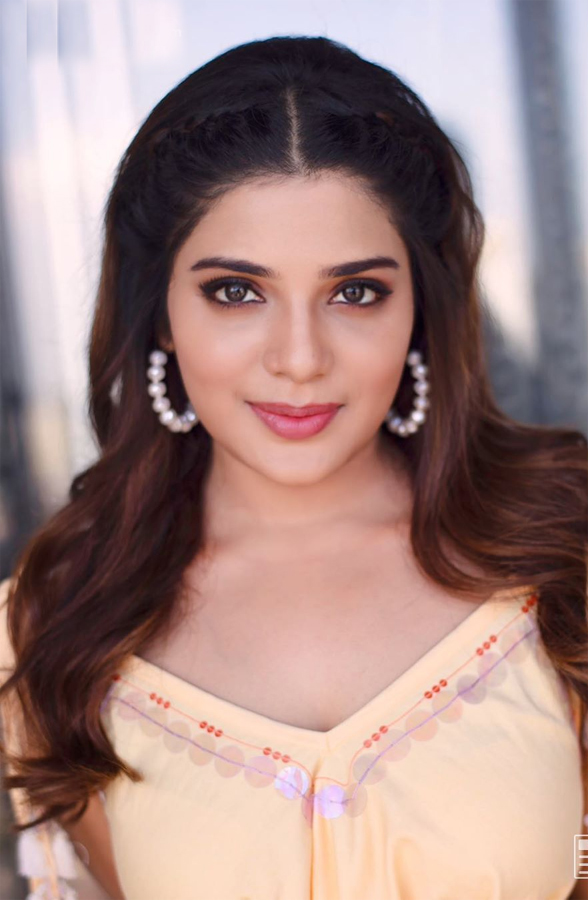 Aathmika Latest Photoshoot Pics - Sakshi22