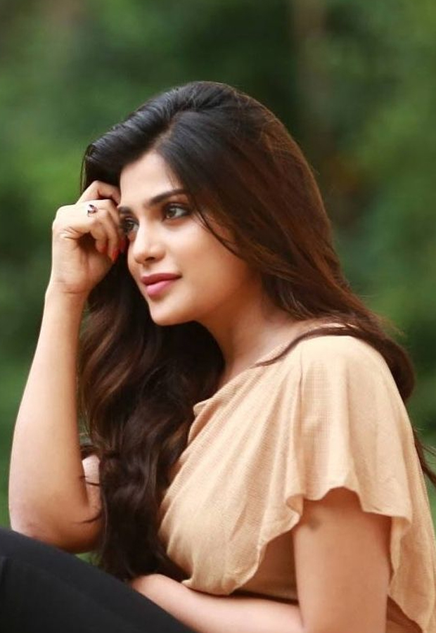 Aathmika Latest Photoshoot Pics - Sakshi24