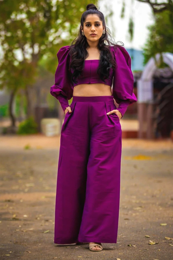Tollywood Anchor Rashmi Gautam Latest Photo Gallery - Sakshi13
