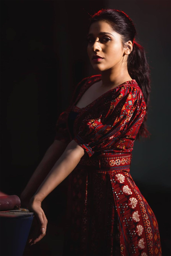 Tollywood Anchor Rashmi Gautam Latest Photo Gallery - Sakshi16