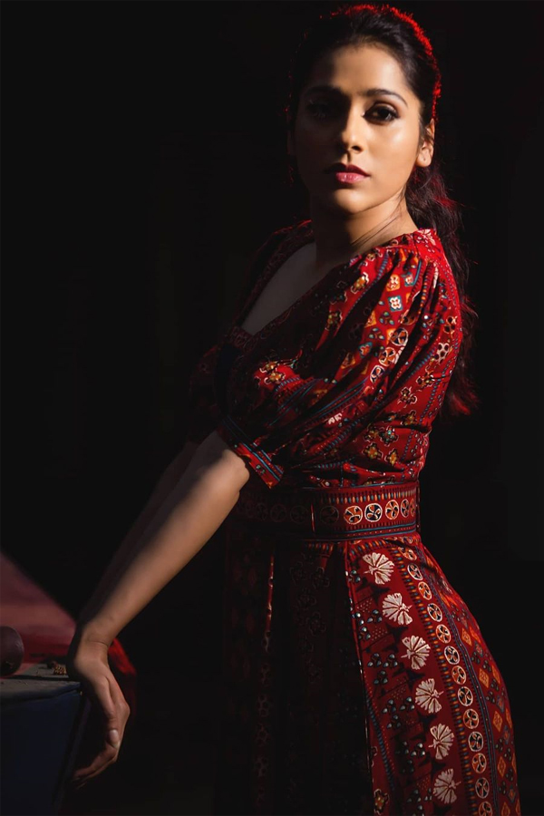 Tollywood Anchor Rashmi Gautam Latest Photo Gallery - Sakshi21