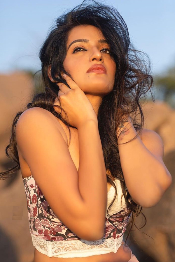 Sonia Naresh Latest HD Photos - Sakshi18