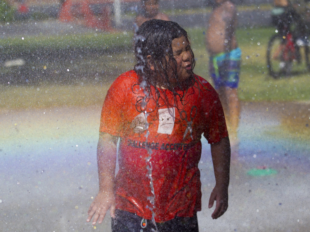 Record heatwave in Northwestern US moves to inland states - Sakshi4