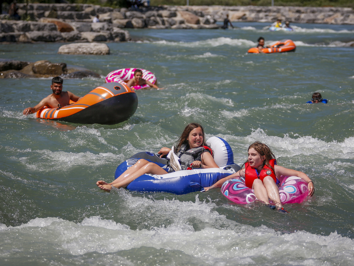 Record heatwave in Northwestern US moves to inland states - Sakshi19