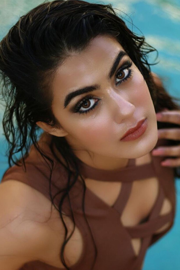 Kavya Thapar Latest Photos - Sakshi6