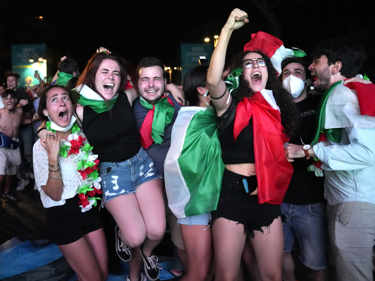 Italy beat England to win the Euro 2020 soccer championships - Sakshi22