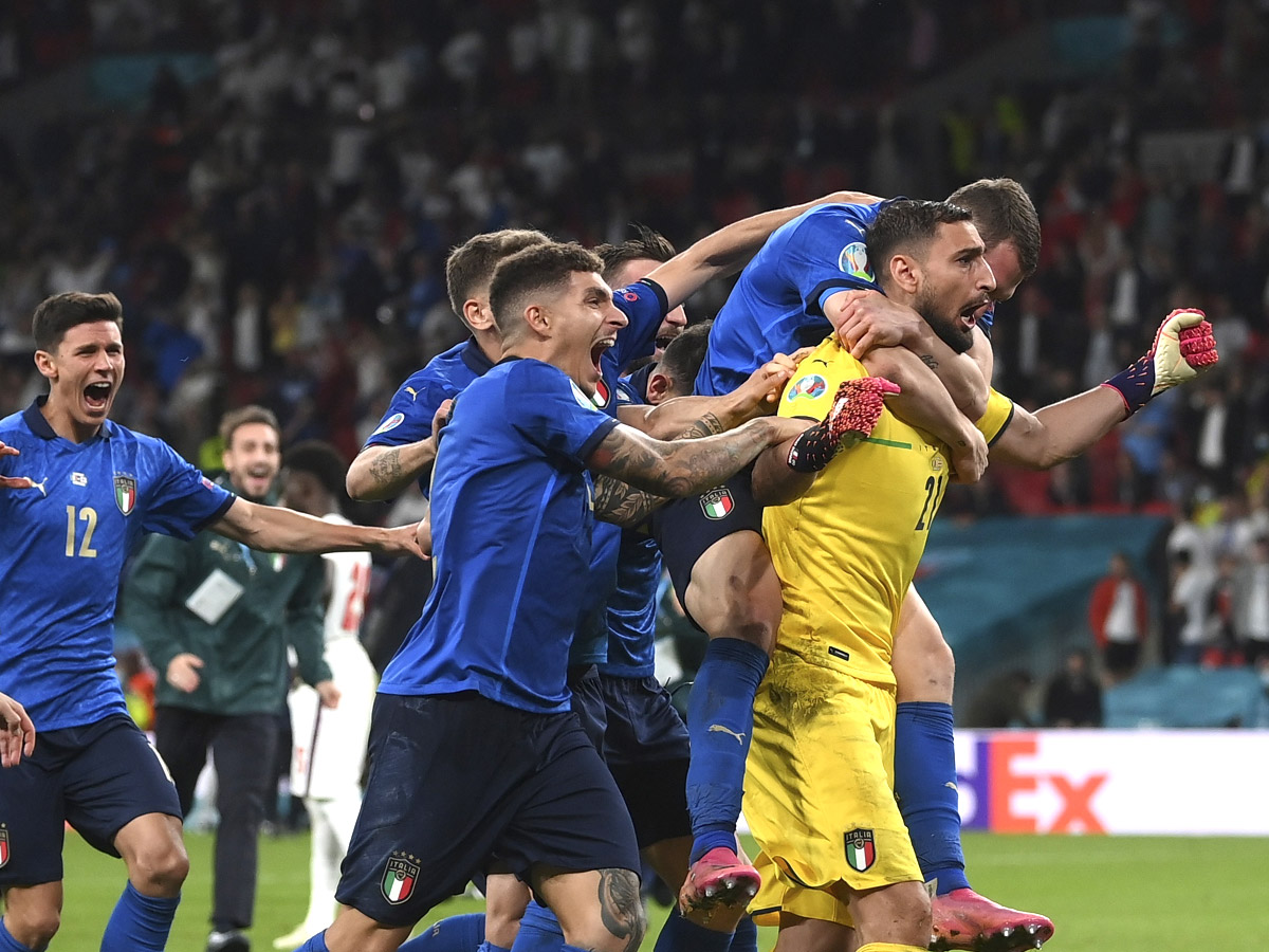 Italy beat England to win the Euro 2020 soccer championships - Sakshi38