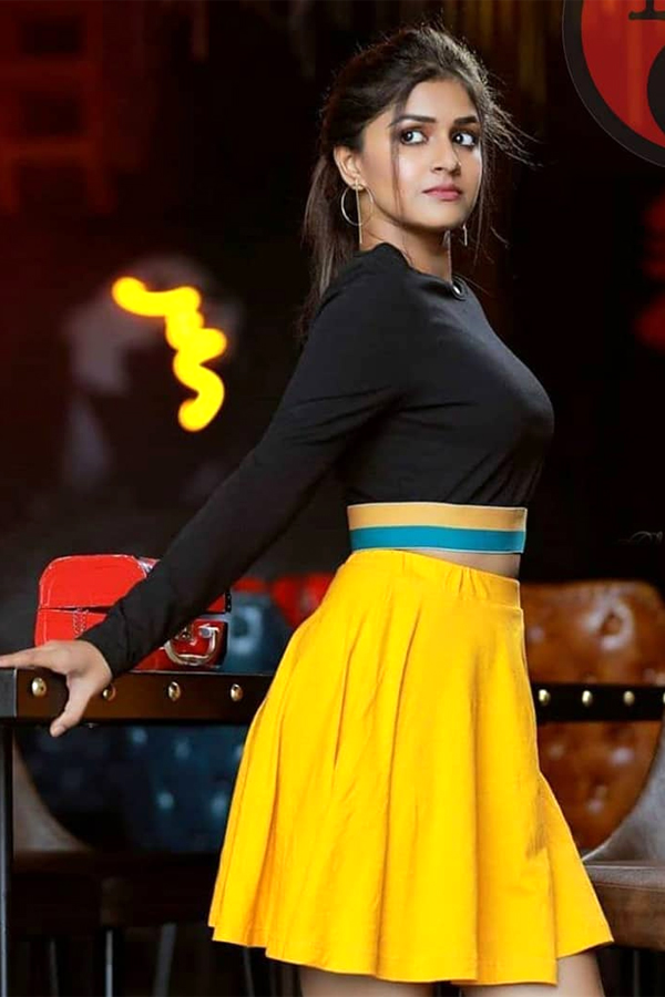 Sanjana Anand Images - Sakshi16