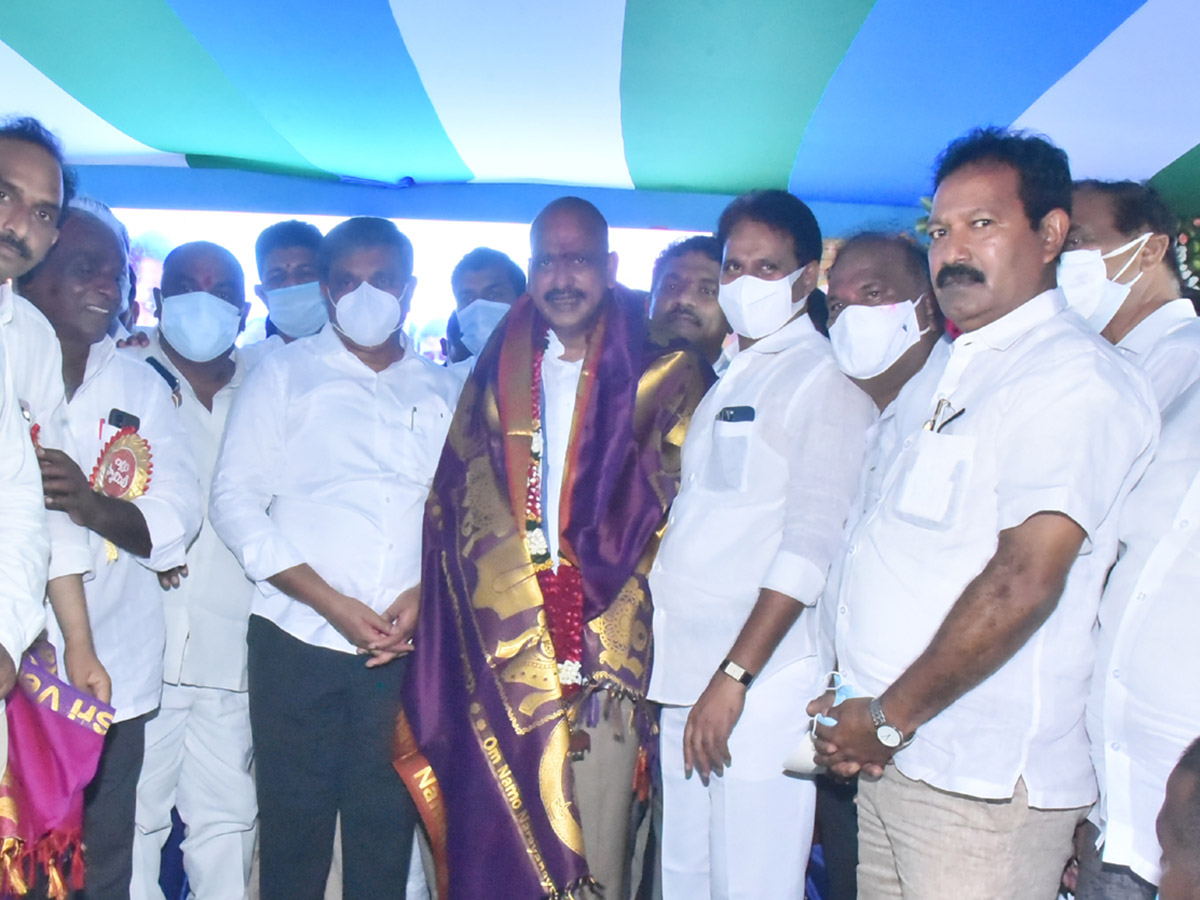 YSR Food Bank in Guntur photos - Sakshi13